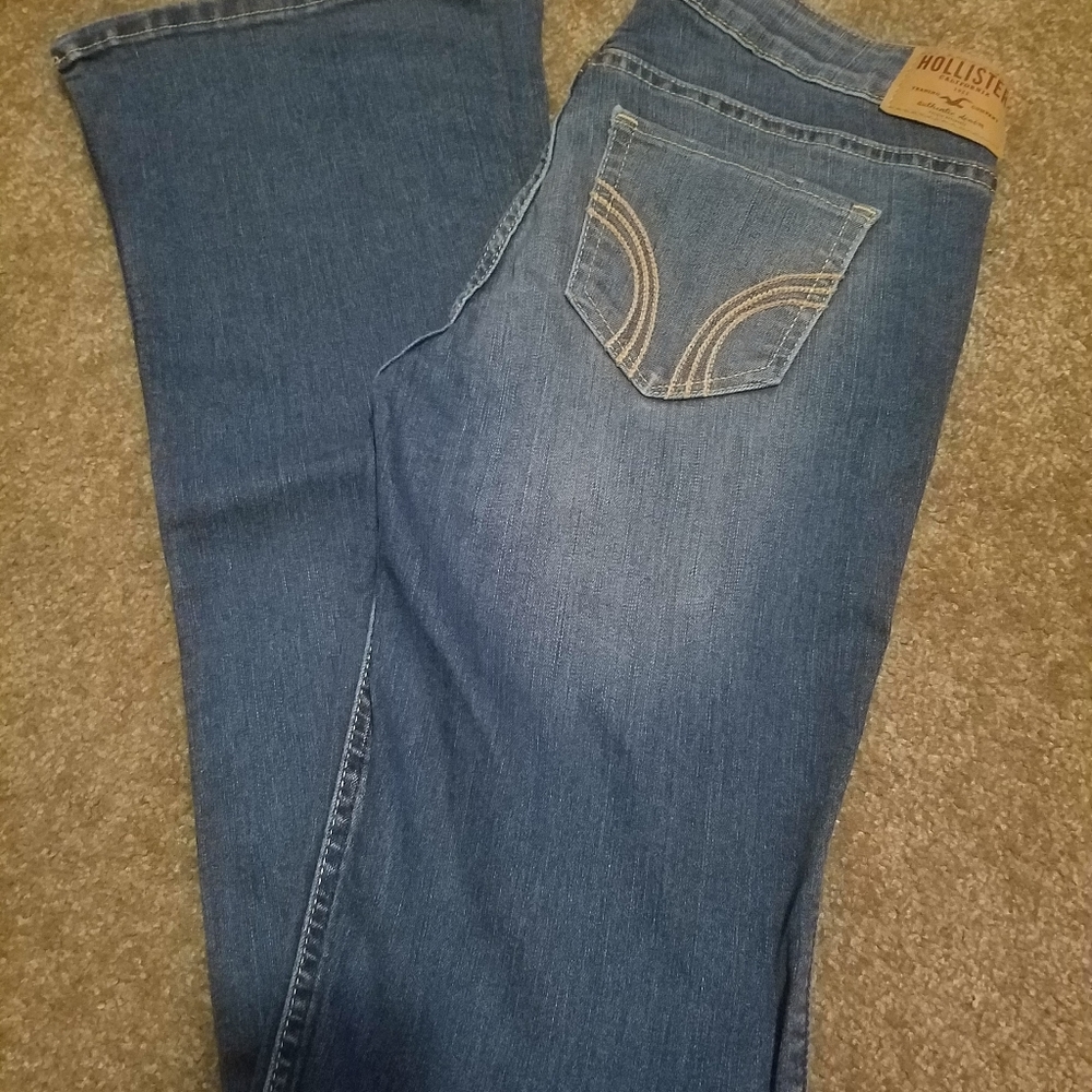 Hollister Jean's